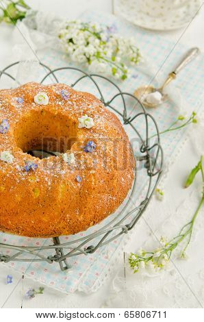 Gluten free cornmeal orange cake