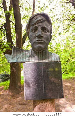 Sculpture Portrait Of The Worker In Kaliningrad, Russia