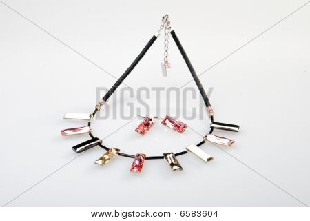 Collana e orecchini