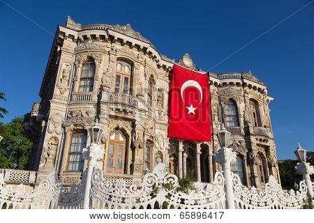 Kucuksu Palace