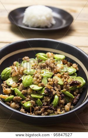 Phad Sa Taw Soi Ka-pi