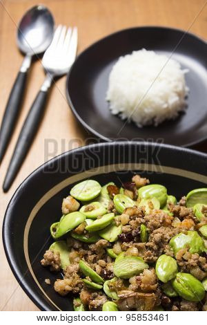 Phad Sa Taw Soi Ka-pi
