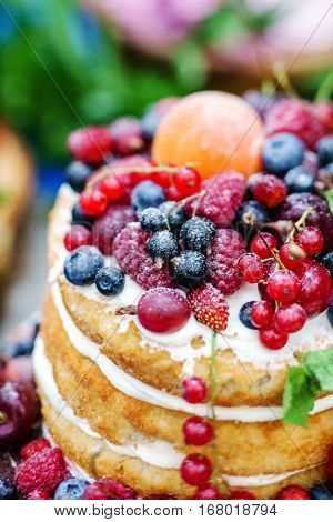 naked wedding cake