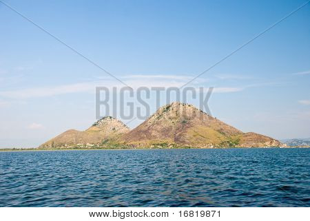 Montenegro. Skutarisee. Berge 