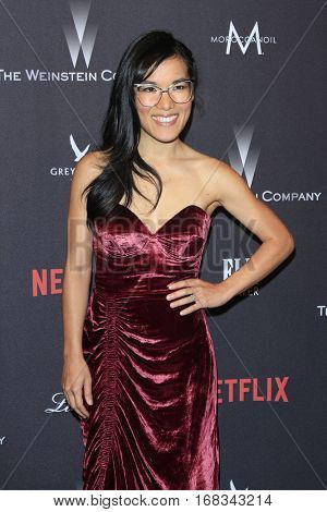 LOS ANGELES - JAN 8:  Ali Wong at the Weinstein And Netflix Golden Globes After Party at Beverly Hilton Hotel Adjacent on January 8, 2017 in Beverly Hills, CA