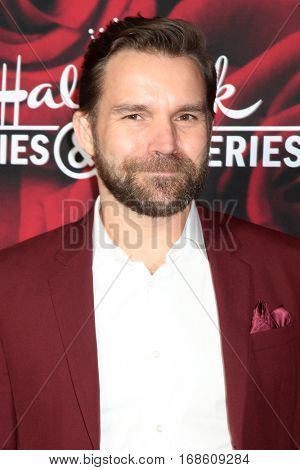 LOS ANGELES - JAN 14:  Geoff Gustafson at the Hallmark TCA Winter 2017 Party at Rose Parade Tournament House  on January 14, 2017 in Pasadena, CA