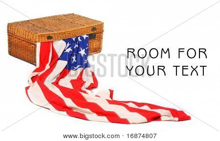 Amerikanska flaggan i retro resväska. Konceptuell bild. Invandring och utvandring metafor. Bra för Ind
