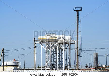 Equipment Of Final Separation. Equipment Of Shop Of Preparation Of Oil And Gas.