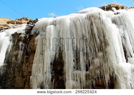 A Picture Of A Frozen Waterfall Known As Rani Nala At Manali