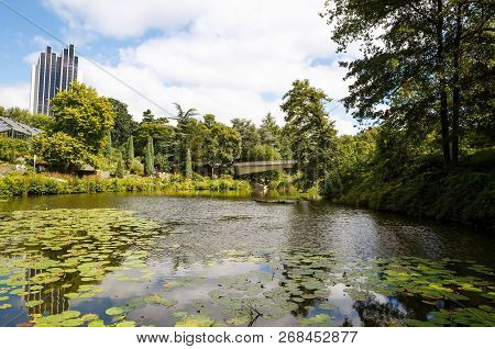 Hamburg, Germany - August 16, 2016 - View Of The Planten Un Blomen Park, The Popular Relaxing And Sp