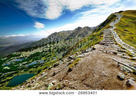 Letní horské krajiny v polské Tatry