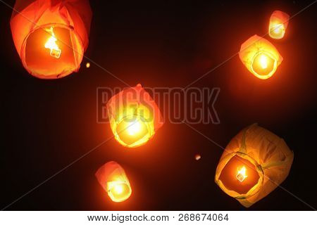 Chinese Sky Lanterns Lit Up The Indian Skies During Diwali, Due To Infiltration Of Chinese Products 