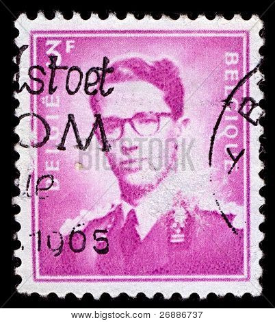 Belgien ca. 1954: gedruckte in Belgien Briefmarke zeigt Bild von Baudouin i. als König von der Belgi regierte