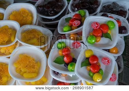 Pattaya,thailand - October 15,2018: South Pattaya Road A Market Near Tukcom Is Providing Fruits And 