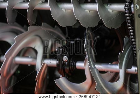 image of Snow-removal mini tractor
