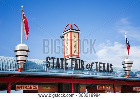 Dallas, Texas, Us - October 17, 2019: Entrance To The State Fair Of Texas In Fair Park Dallas, An An