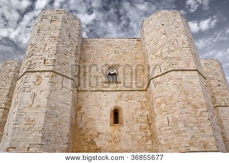 Castel Del Monte