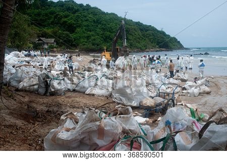 Rayong,thailand-february 8,2013 :  Large Sacks Or Plastic Bags Containing Sand That Contains Contami