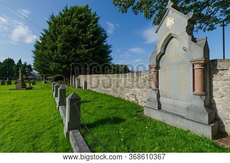 Abergele, Uk: Aug 19, 2019: The Cemetery At St. Michael's Church In Abergele Contains This Enclosure