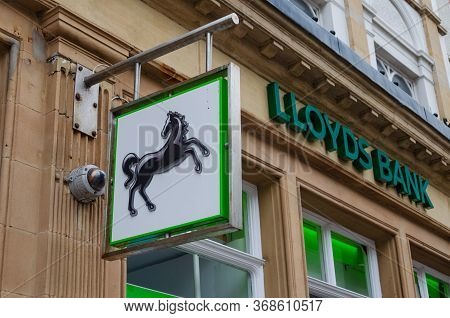 Llandudno, Uk: Aug 27, 2019: Loyds Bank Have A Branch Office Which Is Situated On The Corner Of Most
