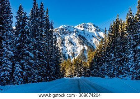 Mount Fortune. Peter Lougheed Provincial Park