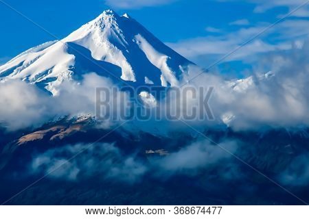 Views Of Snow Capped Mount Taranaki,  Egmont National Park, Taranaki, New Zealand