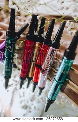 Ekkobeauty Eyebrow Henna, Set Of Different Colors.