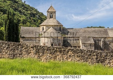 Senanque Abbey In The Luberon