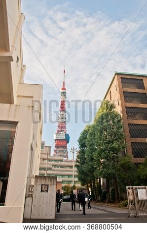 Tokyo, Japan - December 1, 2018:  Main Entrance Gate Of Highschool Near Tokyo Tower Situates In The 