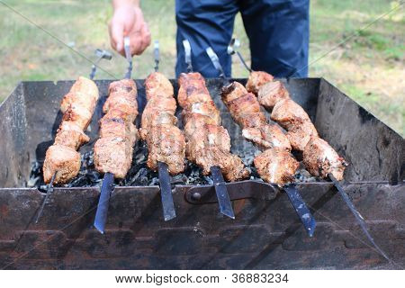 Chutná chutné Smažené maso na grilu