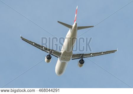 Zurich, Switzerland, December 23, 2022 Swiss International Airlines Airbus A321-111 Aircraft Is Depa