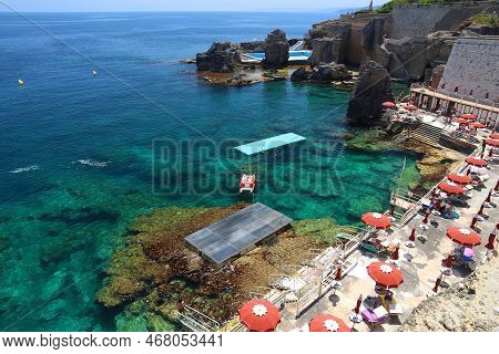 Salento, Italy - June 2, 2017: People Visit Sea Baths In Santa Cesarea Terme Spa Town Of Salento Pen