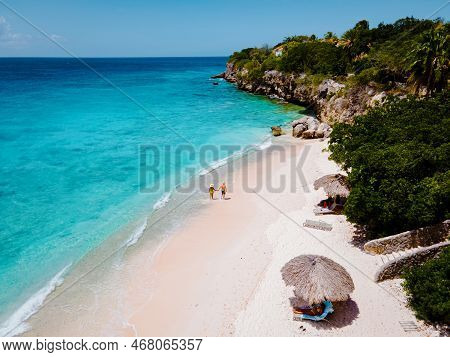 Playa Kalki Curacao Tropical Beach Caribbean Sea, Couple Walking On The Beach