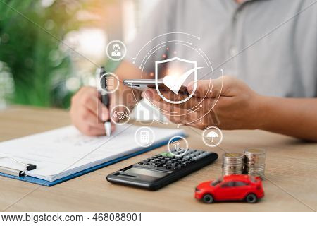 Insurance And Customer Satisfaction Assessment With Icon Concept, Insurance Officers Use Smartphone 