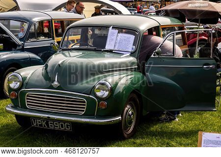 Bath, Uk, June 19, 2022: A 1968 Morris Minor 1000, Reg No: Vpk 690g At The Bath Festival Of Motoring