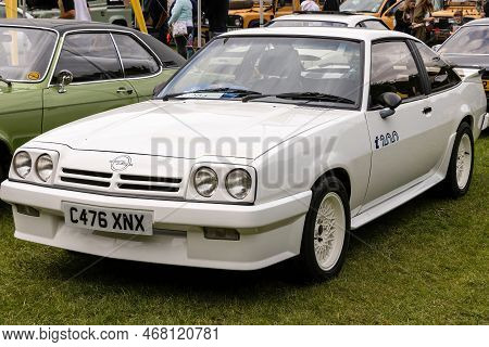 Bath, Uk, June 19, 2022: A 1986 Opel Manta T200, Reg No: C476 Xnx At The Bath Festival Of Motoring 2
