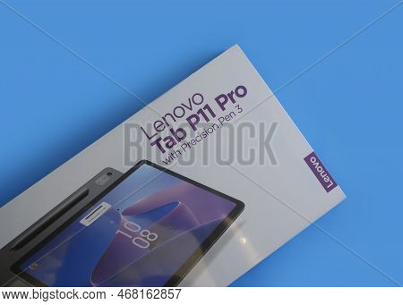 January 2, 2023 Ukraine City Kyiv Box Tablet Lenovo Tab P11 Pro