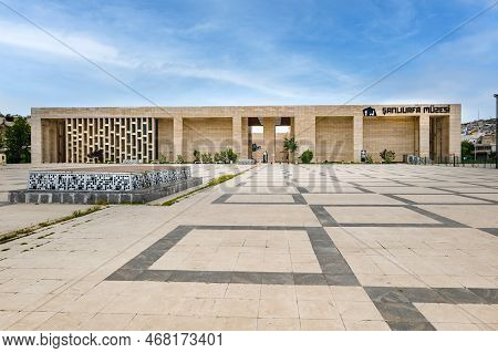 Urfa, Turkey - May 2022: Sanliurfa Archaeological Museum In Urfa, Turkey. Şanlıurfa Museum Is An Arc