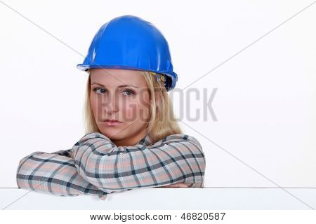 ผู้หญิงร้ายแรงในหมวกแข็ง