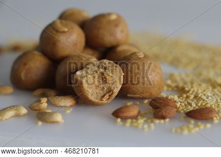 Moong Dal Laddu. A Protein Rich, Indian Sweet Ball Made Of Lentils, Almonds And Jaggery As Sweetener