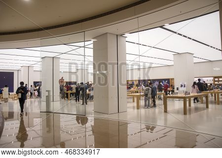 Taipei, Taiwan- 10 Dec, 2022: Apple Store Located In Taipei 101. Apple Store Is The Best Place To Ge