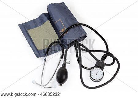 Classical Modern Manual Mechanical Sphygmomanometer With Aneroid Manometer With Inbuilt Stethoscope 
