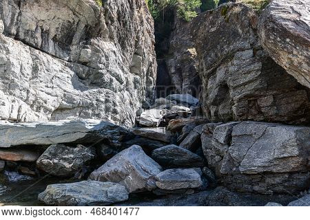 Lillaz Waterfall (cascate Di Lillaz) Bed, Dried Up This Season, Divided By Thousands Of Years Of For
