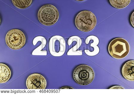 Cryptocurrency In 2023. Golden Crypto Coins Bitcoin, Uniswap, Nano, Tezos, Ankr, Chainlink Next To T