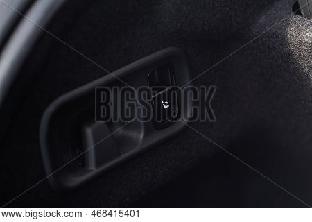 Rear Seats Wasy Fold Down Lever. Modern Car Trunk.