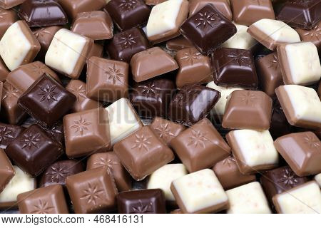 Kyiv, Ukraine - May 4, 2022 Schogetten Chocolate. Chocolate Goods Produced By Ludwig Schokolade Gmbh