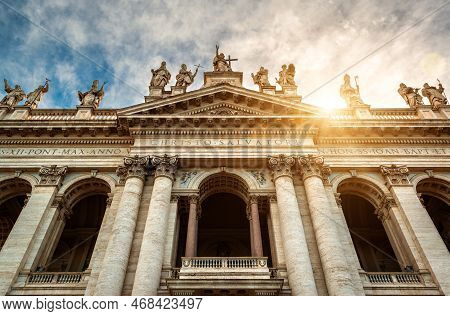 Basilica Di San Giovanni In Laterano (papal Archbasilica Of St John Lateran), Rome, Italy. Front Vie