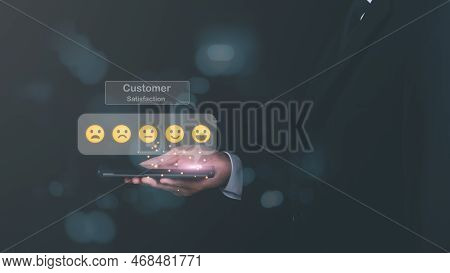 Customer Service And Satisfaction Concept,evaluation And Audit, Of Consumers In Online,male Consumer
