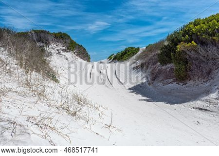 The Road To The Struisbaai Plaat, One Of The Longest Uninterrupted Beaches In The Southern Hemispher