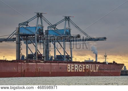 Rotterdam, The Netherlands - Circa 2015: Ms Berge Stahl Being Unloaded In The Port Of Rotterdam. Onc